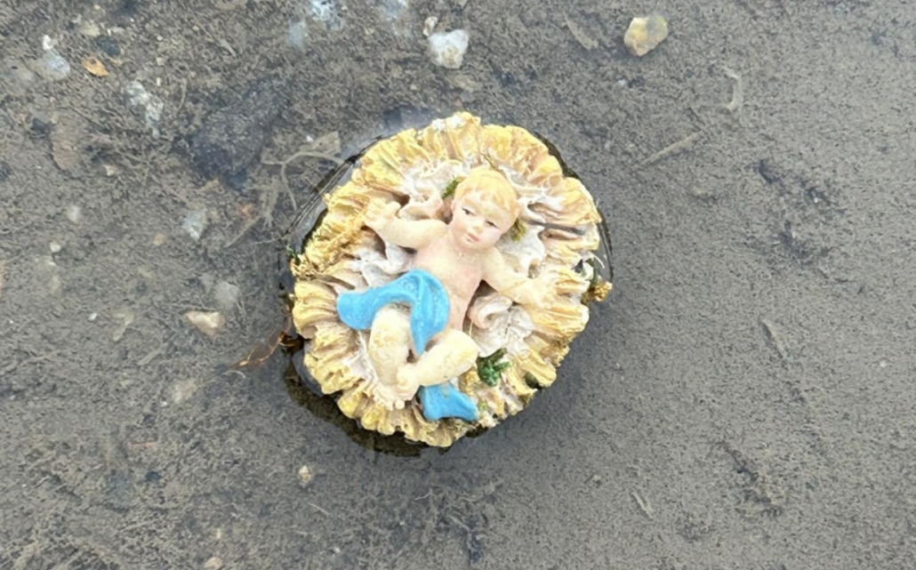 Le couffin flottant sur la Roustinière 